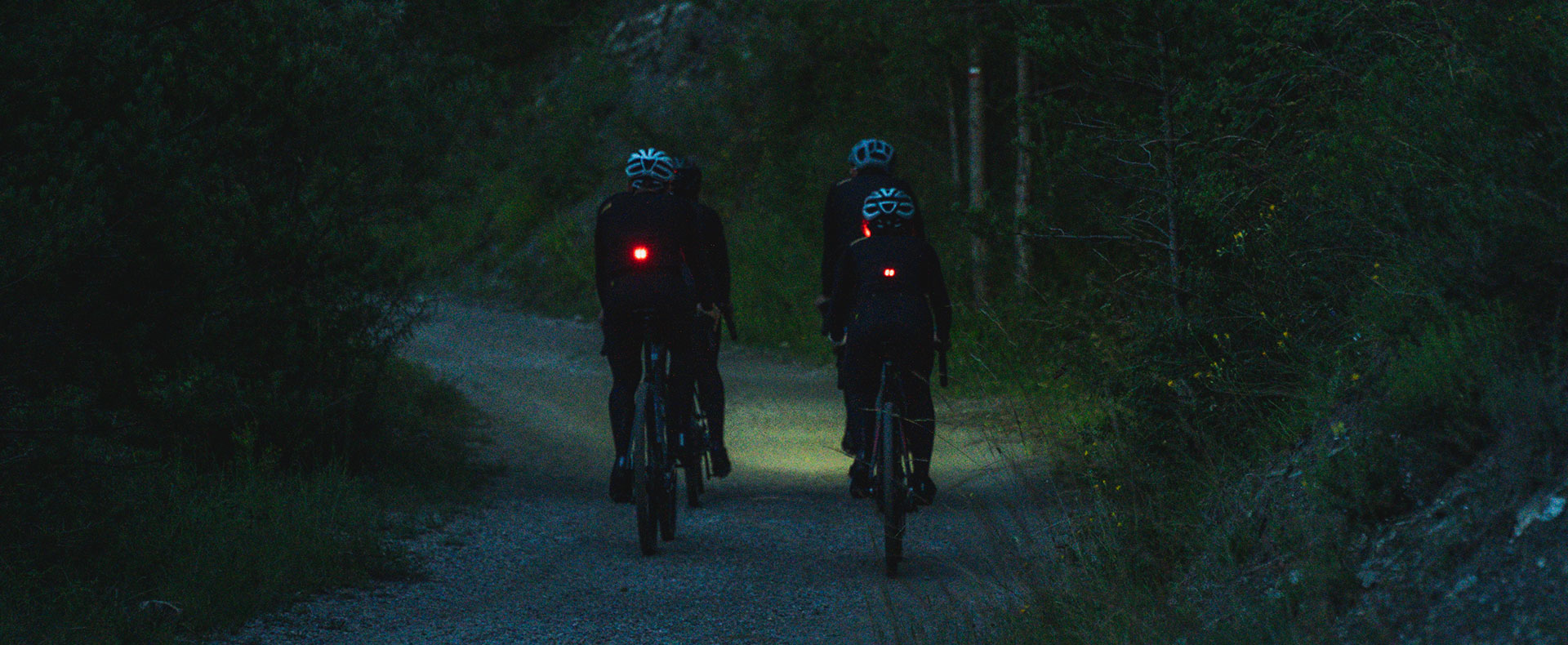 Chaqueta ciclista con luz seguridad ANTARES