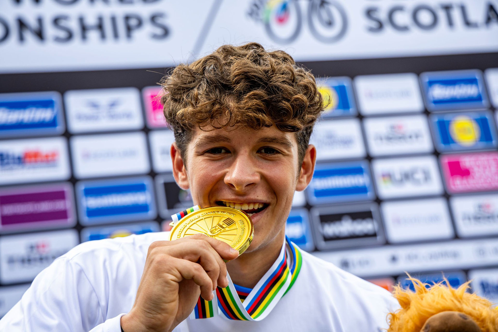 Spain wins a total of 13 medals at the 2023 UCI Cycling World
