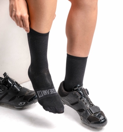 calcetines deportivos negro iris black