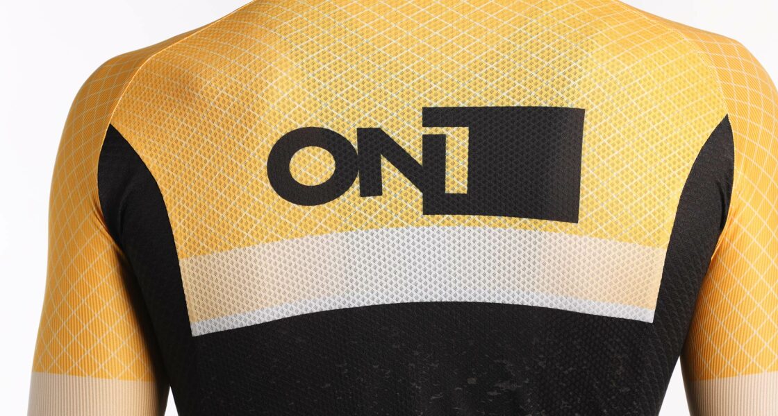 Maillot ciclismo hombre manga corta ONCIC 10