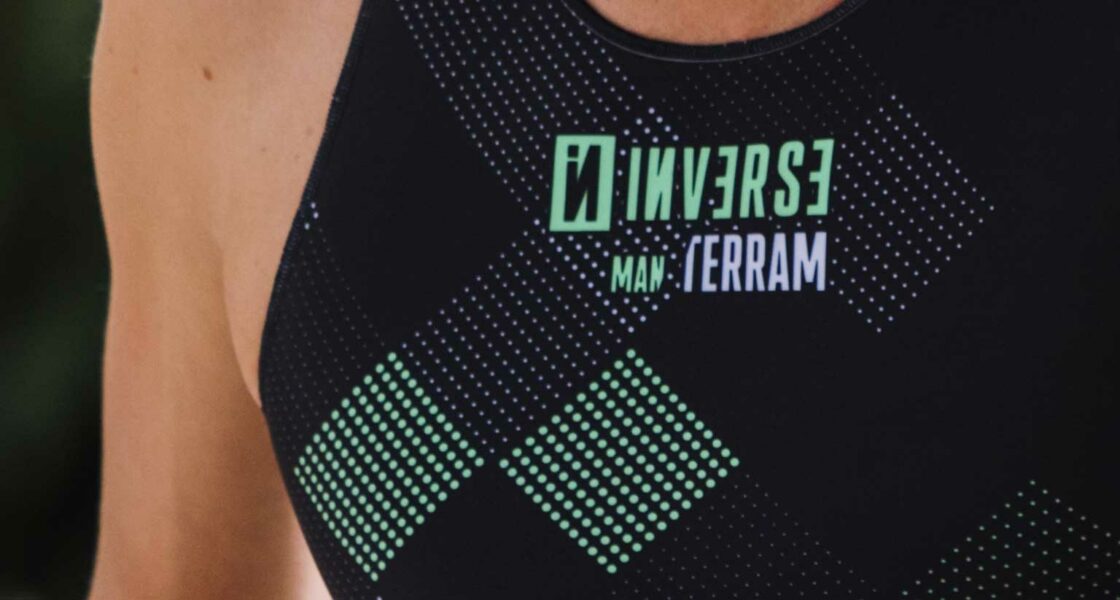 top triatlón manga corta personalizable