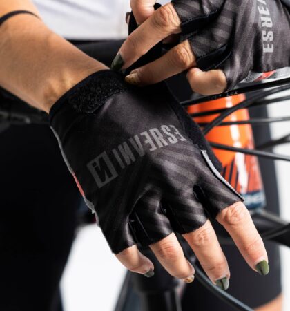 Custom cycling gloves with velcro