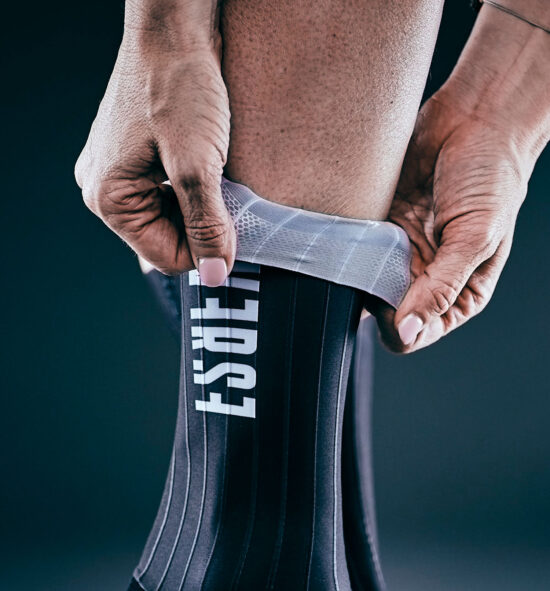 calcetines aero ciclismo inverse negros