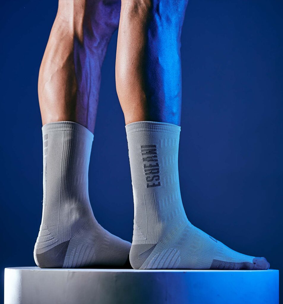 calcetines ciclismo grises inverse