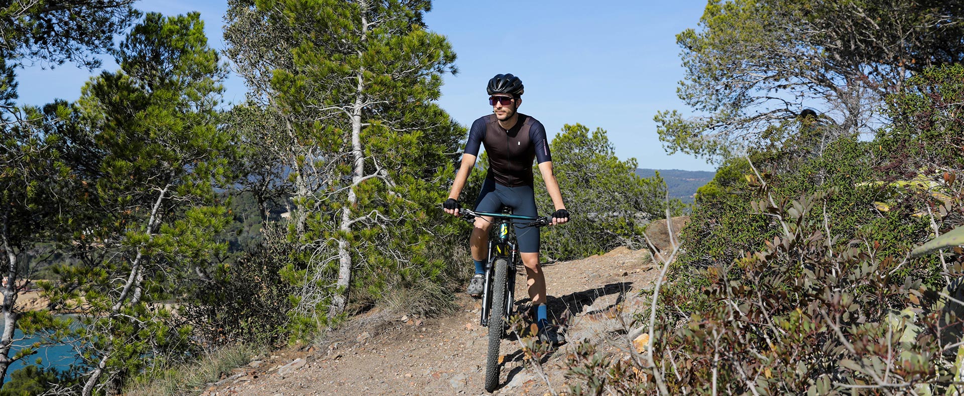 Maillot ciclismo marrón