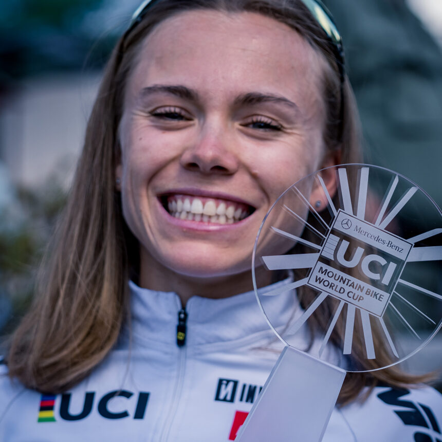 Loana Lecomte Vainqueur de la COUPE DU MONDE VTT 2021