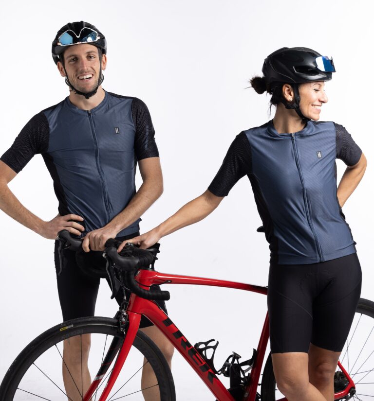 Maillot Cycliste Endura Homme – Rouge/noir, 1/2 Zip, Taille L, Occasion